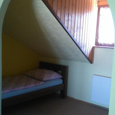 U Bláhů - ubytování v Šestajovickém pivovaru Šestajovice Habitación foto